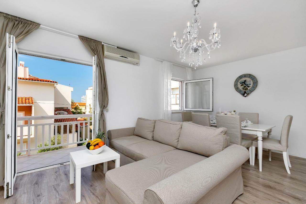 מאקרסקה Apartments Marija מראה חיצוני תמונה