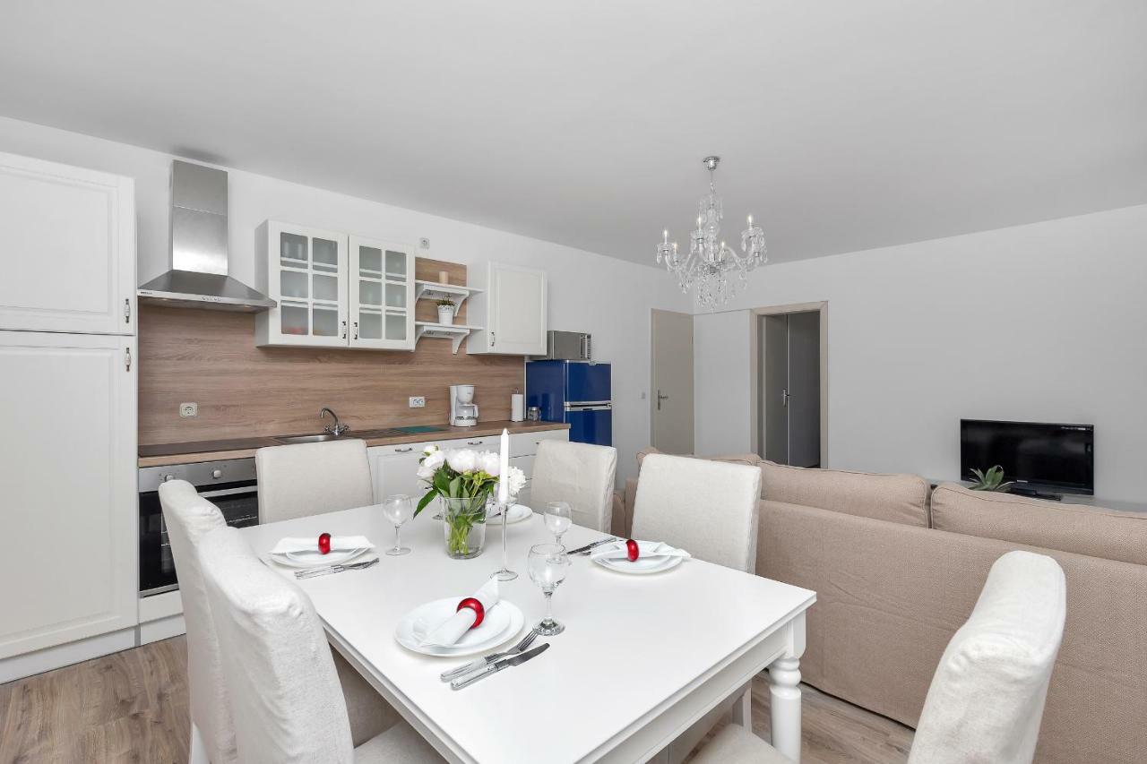 מאקרסקה Apartments Marija מראה חיצוני תמונה