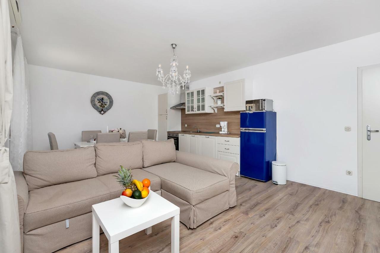 מאקרסקה Apartments Marija מראה חיצוני תמונה