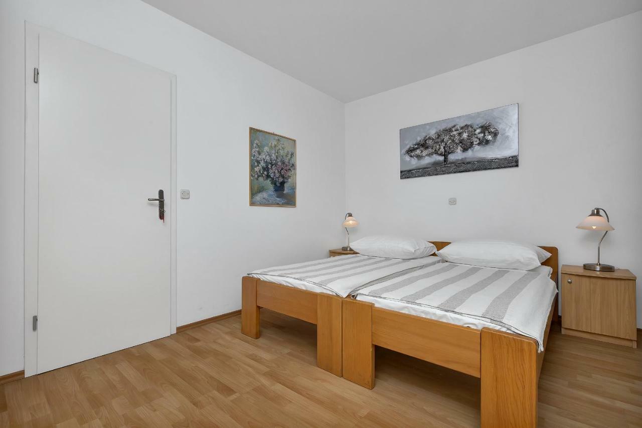 מאקרסקה Apartments Marija מראה חיצוני תמונה