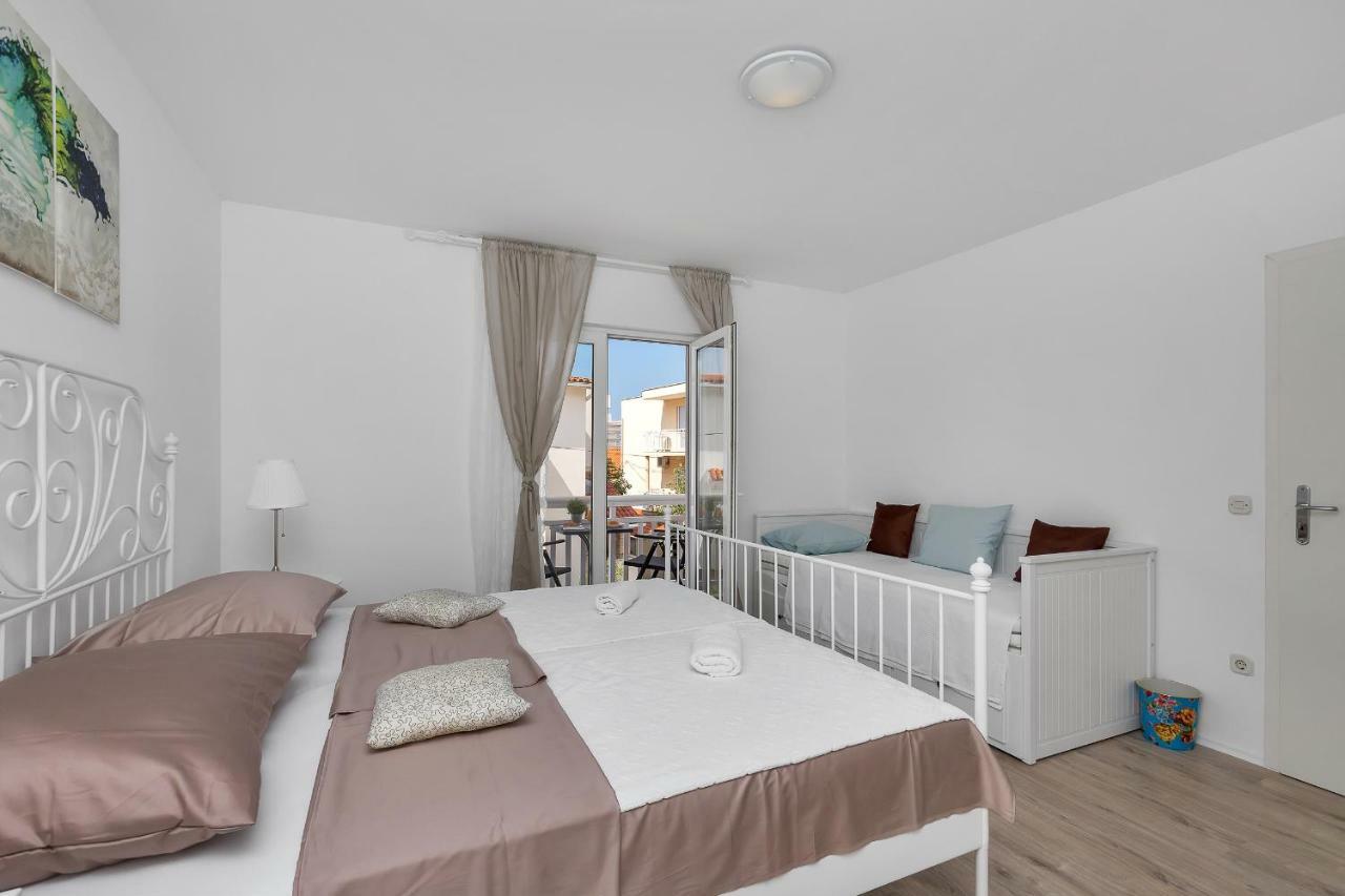 מאקרסקה Apartments Marija מראה חיצוני תמונה