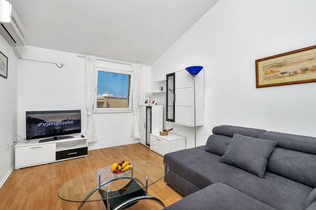 מאקרסקה Apartments Marija מראה חיצוני תמונה