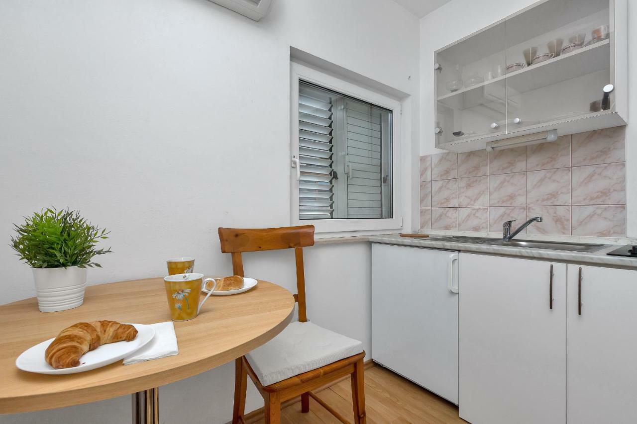 מאקרסקה Apartments Marija מראה חיצוני תמונה