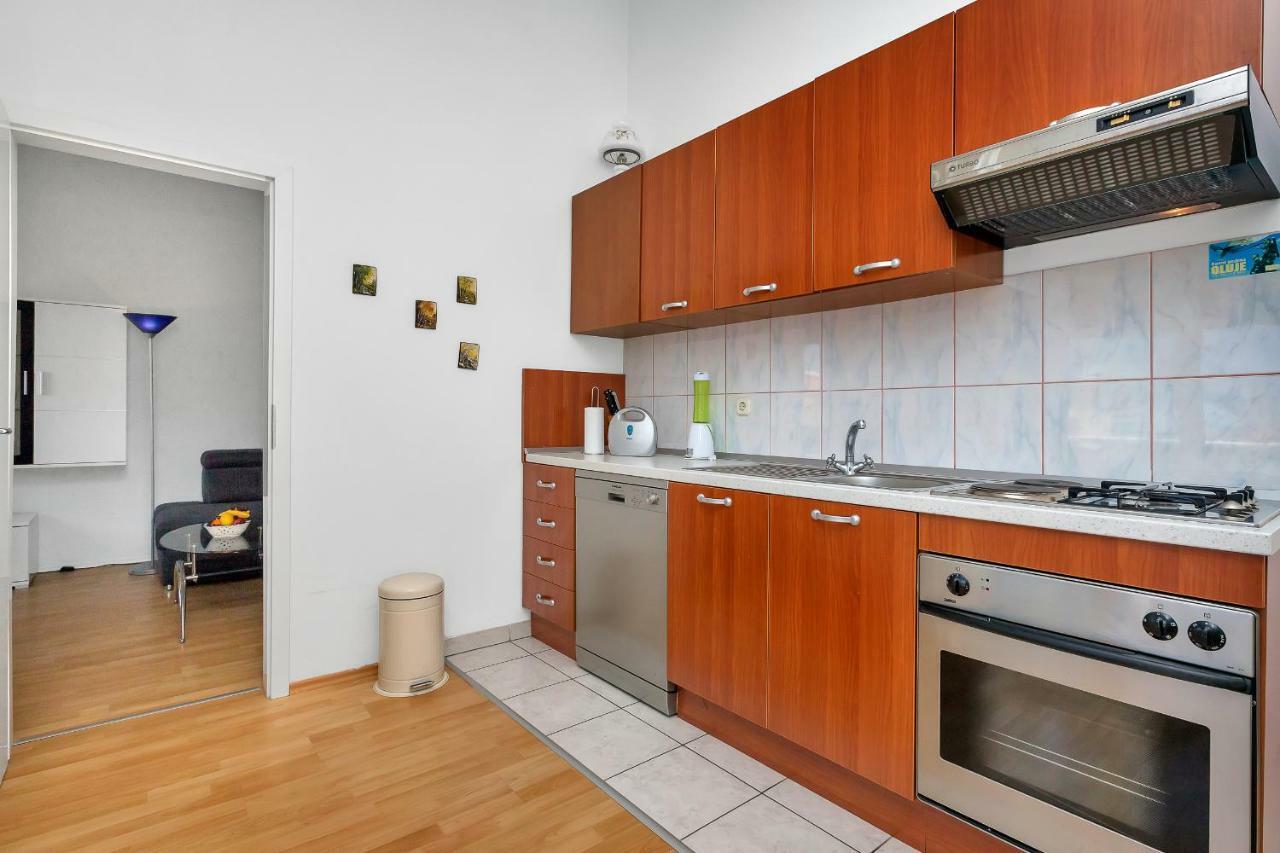 מאקרסקה Apartments Marija מראה חיצוני תמונה