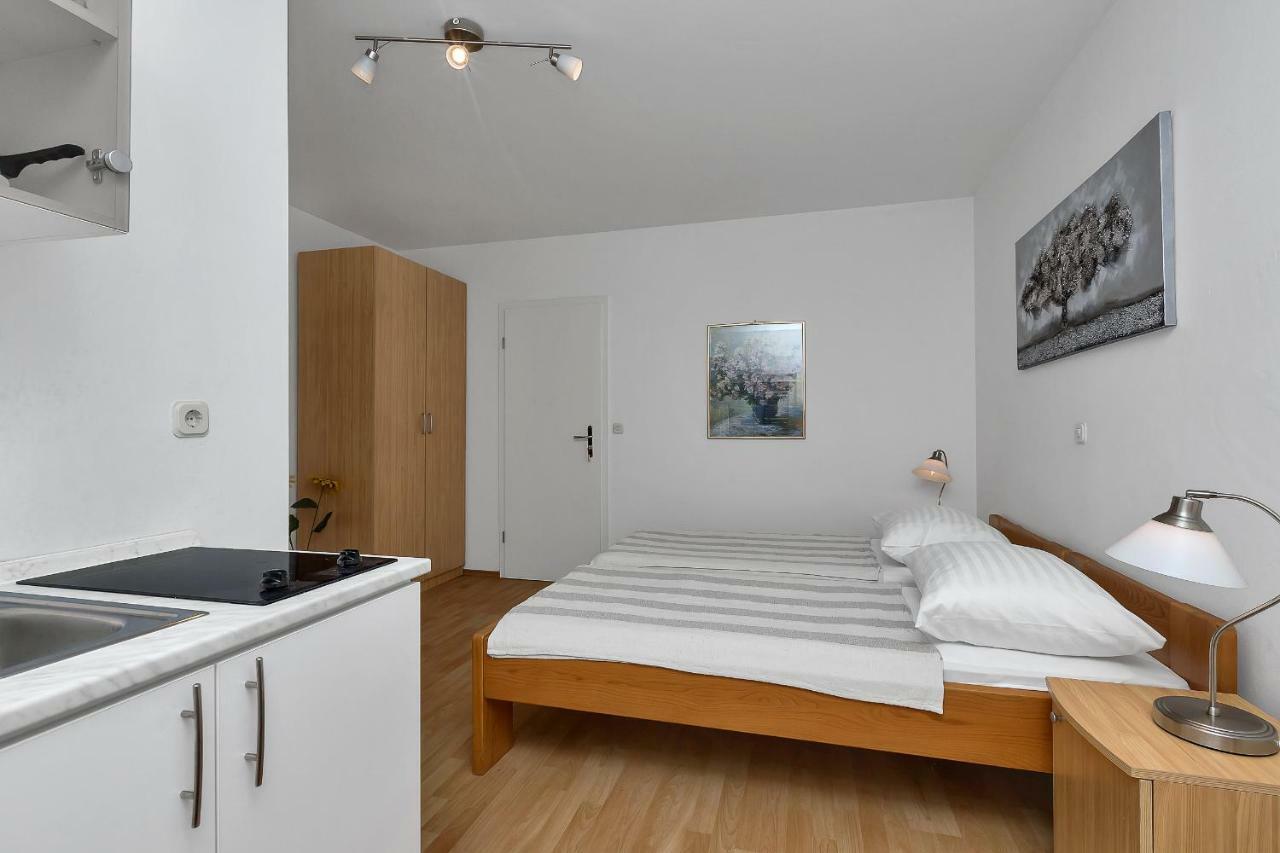 מאקרסקה Apartments Marija מראה חיצוני תמונה
