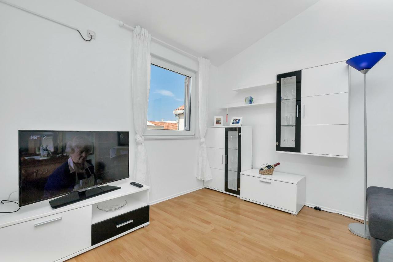 מאקרסקה Apartments Marija מראה חיצוני תמונה