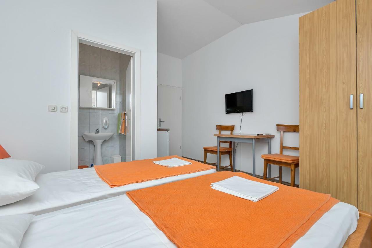 מאקרסקה Apartments Marija מראה חיצוני תמונה